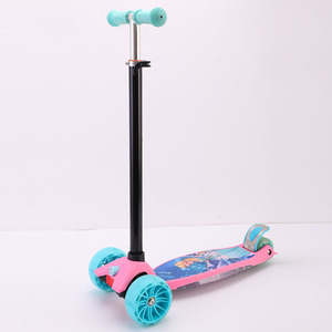 Patinete para niños 3 en 1 con altura ajustable para niños de 1 a 12 años, diseño ligero en rojo y azul - Product Image 3