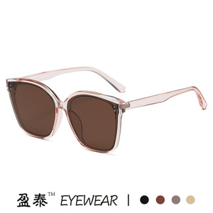 Lunettes de soleil unisexes tendance avec monture TR90 et verres PC, protection UV400 - Product Image 3