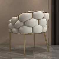 Chaise d'appoint moderne nordique de luxe avec accents dorés pour usage commercial et domestique, restaurant, hôtel, salle de sport, salon