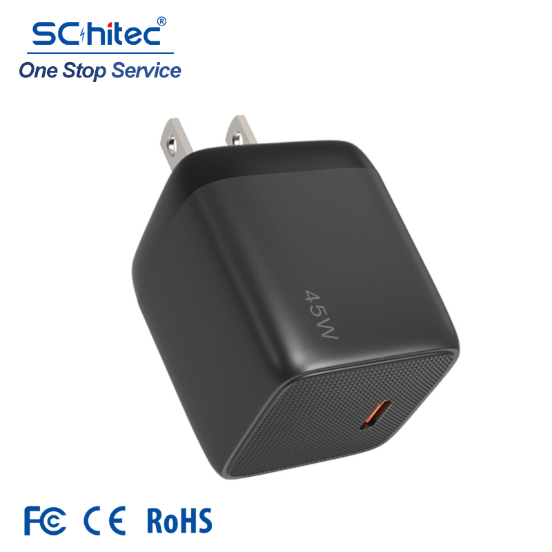 หัวชาร์จติดผนังสีดำ USB C
