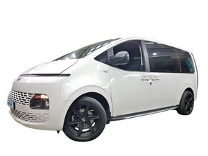 Espaciosa Minivan Usada 2023 para Staria PU082820, Familiar, para Pasajeros, Seminueva, Moderna, Asientos de Cuero Confortables, Táctiles - Product Image 5