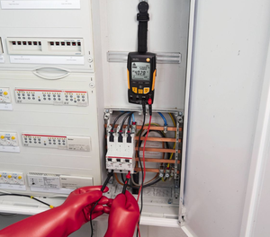 Testo 760-3 with Type K, TRMS, and 1,000 V <b>Range</b> - Product Image 6