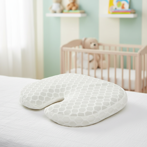 Oreiller respirant pour bébé Skylee en polymère de qualité <span class=keywords><strong>alimentaire</strong></span> avec filet d'air Poe pour lit de bébé - Product Image 1