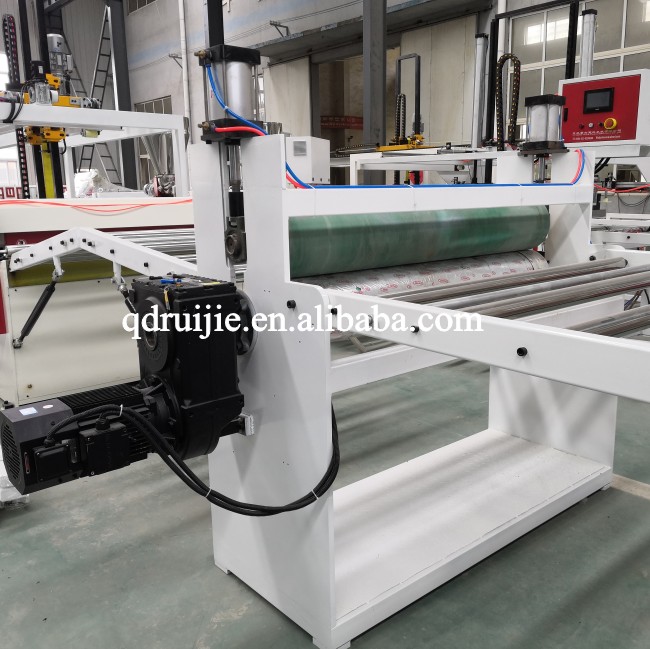 Машина для изготовления пола из ПВХ SPC для украшения дома