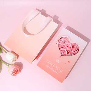Caja de Regalo de Joyería Rectangular Romántica de Lujo con Flores Eternas, Caja <span class=keywords><strong>para</strong></span> Collar del Día de San Valentín con Rosa Preservada y Bolsa de Papel - Product Image 3