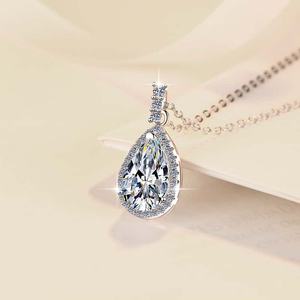Tariffa libera luce di lusso a forma di goccia d'acqua S925 in argento Sterling 1Ct taglio a pera VVs1 Moissanite collana pendenti da donna - Product Image 2