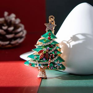 Wholesale Christmas Keychains Creative New Tree Pendant Ornaments Crystal Metal <b>Key</b> <b>Rings</b> - Product Image 2
