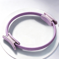 Cercle de Pilates flexible avec revêtement TPE souple pour un entraînement corporel efficace et doux