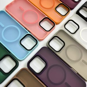 Custodia magnetica caricata trasparente per <span class=keywords><strong>iPhone</strong></span> 12 <span class=keywords><strong>13</strong></span> 14 15 Plus 16E 16 Pro Max Matte TPU PC traslucido con fotocamera nera cerchio - Product Image 4