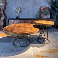 Table basse et table d'appoint en métal forgé à la main, style industriel vintage, parfaites pour les salons, les hôtels, les villas et les maisons d'hôtes