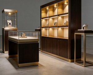 Set di Vetrine Espositive per Orologi di Lusso Personalizzate, Vetrina in Legno Scuro e Metallo Dorato con LED per Boutique di Orologi di Alta Gamma - Product Image 1