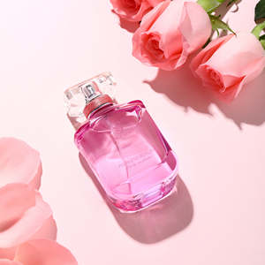 Vente en gros de <span class=keywords><strong>parfum</strong></span>, fournisseur chinois, <span class=keywords><strong>parfum</strong></span> de luxe de marque privée pour hommes et femmes, eau de <span class=keywords><strong>parfum</strong></span> originale en spray pour <span class=keywords><strong>le</strong></span> corps - Product Image 3