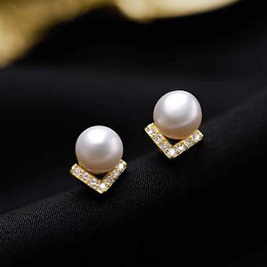 Orecchini a Perno Geometrici per Donne, Design Minimalista ed Elegante, Accessori per Orecchie da Indossare Quotidianamente - Product Image 6