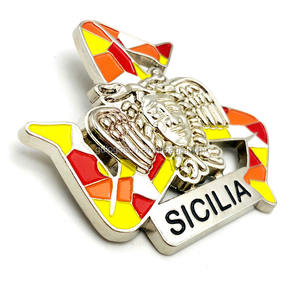 Aimants de réfrigérateur en métal personnalisés en gros, d'inspiration sicilienne, avec triskelion, style animal moyen, souvenir de <span class=keywords><strong>Sicile</strong></span> - Product Image 1