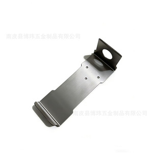 Clips en acier plat à ressort, en acier au carbone doux et en acier inoxydable, estampés sur mesure, avec revêtement en poudre OEM - Product Image 5