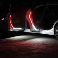 कार दरवाजा खोलने चेतावनी एलईडी रोशनी आपका स्वागत सजावट दीपक पट्टी विरोधी रियर-अंत टक्कर सुरक्षा यूनिवर्सल सफेद लाल स्ट्रोब कार प्रकाश