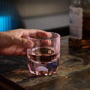 <span class=keywords><strong>Verre</strong></span> à <span class=keywords><strong>whisky</strong></span> de luxe en cristal épais, écologique, sans plomb, réutilisable, 150 ml, <span class=keywords><strong>verre</strong></span> à <span class=keywords><strong>whisky</strong></span> à facettes taillé à la main, base lourde pour bar à domicile - Product Image 4