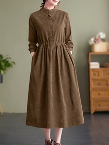 Abito lungo da <span class=keywords><strong>donna</strong></span> in velluto a coste spesso, stile <span class=keywords><strong>retrò</strong></span>, tinta unita, casual, ampio, a maniche lunghe, con bottoni, alla moda per l'autunno 2026 - Product Image 3