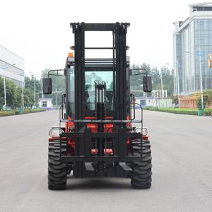 Fábrica Topsense, venta al por mayor, carretilla elevadora de 3 toneladas, carretilla elevadora todoterreno con tracción en las cuatro ruedas, carretilla elevadora diésel multifuncional para terrenos difíciles - Product Image 2