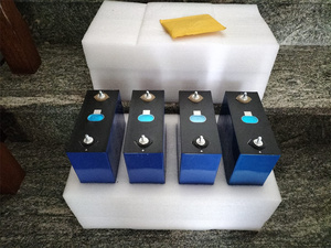 Lăng trụ 3.2V LiFePO4 pin 8 cái <span class=keywords><strong>B</strong></span> lớp 280ah LiFePO4 tế <span class=keywords><strong>b</strong></span>ào 280ah LiFePO4 Pin - Product Image 5