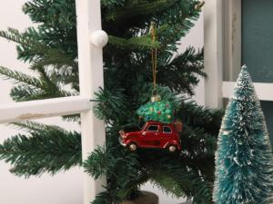 Ensemble d'arbre de Noël rouge incassable et écologique avec ornement de <span class=keywords><strong>voiture</strong></span> classique pour des décorations de Noël sûres pour la famille - Product Image 3