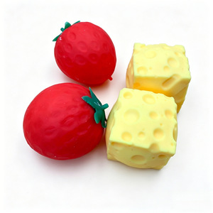 Juguete Blandito de Queso y Fresa, Venta al por Mayor de Fábrica 2026, Juguetes Grandes para Niños, Juguetes Blanditos de TPR con Forma de Comida - Product Image 1