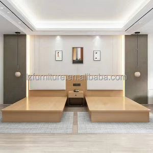 ชุดเตียงคู่แบบแพลตฟอร์มพร้อมฐานไม้ MDF หัวเตียงหุ้มเบาะในตัว และโต๊ะข้างเตียงแบบรวม สำหรับโครงการโรงแรมระดับ 3 ดาว - Product Image 2