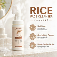 Nettoyant moussant pour le visage à l'extrait de riz naturel OEM, tête de brosse en silicone intégrée, blanchissant, nettoyage en profondeur, anti-acné, lavage du visage 150 ml