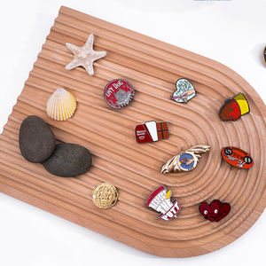 Spilla in Metallo Smaltato all'Ingrosso, Design Anime, Accessorio Senza Piombo, Stile Giapponese, Cultura Pop <span class=keywords><strong>Vintage</strong></span>, Spilla in Cristallo per Uomo - Product Image 3