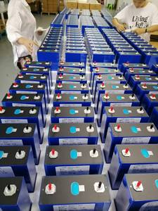 แบตเตอรี่เซลล์ LiFePO4 รุ่น 314Ah MB31 3.2V เกรด A+ ของแท้ สำหรับเก็บพลังงาน จัดส่งจากคลังสินค้า EU แบบเต็มตู้คอนเทนเนอร์ ขนส่งทางเรือ - Product Image 4