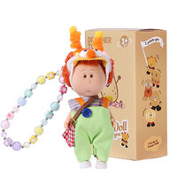 Porte-clés Poupée Pomme de Terre Mignonne avec Chapeau Cerise, Pendentif Poupée Fille, Chaîne de Perles Étoile, Ornement de Sac, Cadeau pour Filles