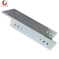 Goulotte de câblage robuste CE anti-corrosion à fond plein, facile à installer, revêtement poudré, 400x100x2mm, 3m, taille personnalisée disponible, RAL