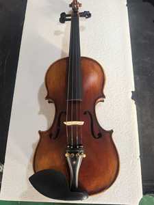 La fábrica ofrece servicios de personalización OEM para varios tipos de productos de violín. La personalización comienza desde 10 unidades. - Product Image 3