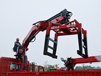 Camion-grue SHENBAI à bras articulé à fort moment de charge avec moteur Yuchai, certifié CE, châssis Dongfeng, commande hydraulique