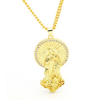 Venditore caldo di lusso vergine maria ciondolo religioso alla moda CZ in metallo ovale forma quadrata gioielli che fanno accessori zircone