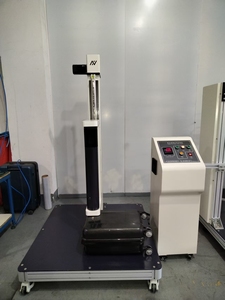 Équipement pour tester la résistance aux chocs des bagages moulés et des matériaux associés, testeur de résistance aux chocs des bagages - Product Image 2