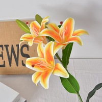 Fleurs décoratives, couronnes et plantes, vente en gros de fleurs artificielles bon marché, lys tigre dans un pot pour décoration de gâteau