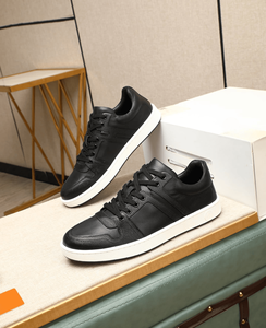 Chaussures de sport modernes pour hommes avec semelle antidérapante et amorti doux, construction durable, chaussures décontractées pour les activités quotidiennes en plein air - Product Image 4