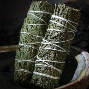 Vente directe Bâtonnets d'encens en cèdre alpin naturel, faits à la main, écologiques, pour la décoration intérieure, la purification, sacrés et élégants - Product Image 3