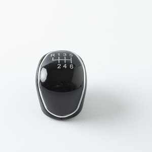 Pommeau de levier de vitesse en cuir pour Ford Focus, transmission manuelle à 6 vitesses, conception ergonomique - Product Image 3