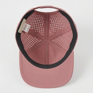 หมวกแก๊ปแบบ Snapback 7 แผง พรีเมียมสั่งทำพิเศษ ระบายอากาศได้ดี ตัดด้วยเลเซอร์ รับผลิตแบบ OEM ODM ขั้นต่ำน้อย คุณภาพสูง แบบมีรูระบายอากาศ สไตล์ลำลอง สปอร์ต สตรีทแวร์ - Product Image 6