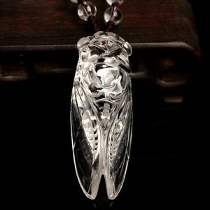 Collier élégant avec pendentif en cristal taillé en forme de cigale et breloque en quartz simulé tendance pour femmes et hommes - Product Image 2