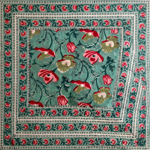 Mantel Rectangular con Diseño Floral Indio, Estampado a Mano - Product Image 1