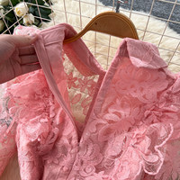 Robe longue en jean élégante rose à fleurs brodées avec col à revers et manches longues, ceinture à la taille, pour femme, idéale pour les fêtes et le quotidien