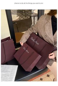 Wholesale Customised Luxury Shopping Gift Paper <strong>Bags</strong> (with Carrying <strong>Handle</strong>) High-end Large Paper <strong>Bags</strong> - Product Image 3