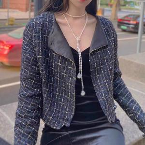 Collar de Cadena con Múltiples Pétalos Estilo Francés Retro Elegante de Wenchi, con Perlas de Agua Dulce, Accesorio Clásico y Versátil para Mujer - Product Image 4