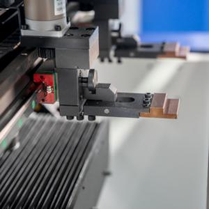 EP06-04 เบรกกดไฟฟ้า การเขียนโปรแกรม CNC เซอร์โวไดรฟ์ไฟฟ้าและปราศจากน้ํามัน CNC กดเบรกแรงดัน 6 ตัน - Product Image 5