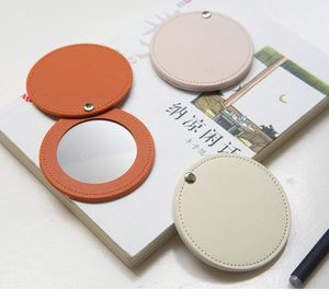 Portable Round <b>Makeup</b> With Rotating Feature Pu Leather Compact <b>Mirror</b> for Advertising & Promotion Fashion Beauty Gift - Product Image 2