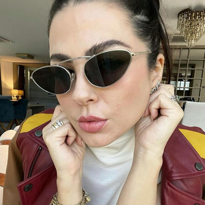 Lunettes de soleil œil-de-chat à monture unique, nouveau modèle 2024, en métal, style européen et américain, tendance, protection UV400, pour la photographie de rue transfrontalière - Product Image 3