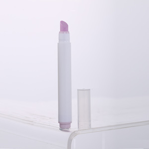 Tubo de Esmalte de Uñas Personalizado, Blanco, 3.5ml, Forma Rectangular Sólida, Material de Empaque OEM para Uso en Manicura - Product Image 1